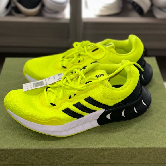 Neon ADIDAS BOOST - Picture 6 of 7